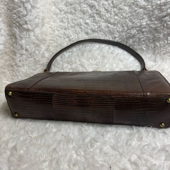 Vintage Brown Snake skin print handbag with antique gold tone hardwares. - Picture 5 of 15